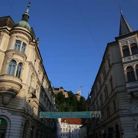 Apartment Central Station Between Dragon And Triple Bridges Ljubljana Exterior photo